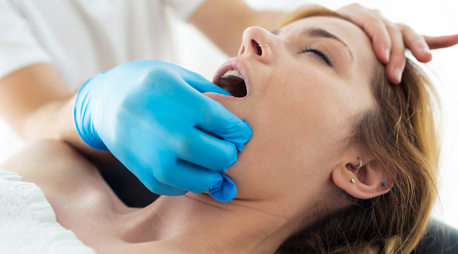 Disturbi Temporo-Mandibolari e Sindrome ATM: curare il dolore con l’Osteopatia